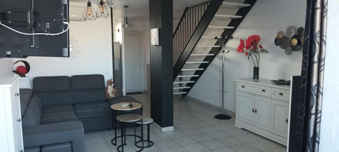 Apartmán Le Queirele Le Lavandou Exteriér fotografie